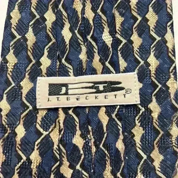 JT Beckett tie‎ - Picture 3 of 3
